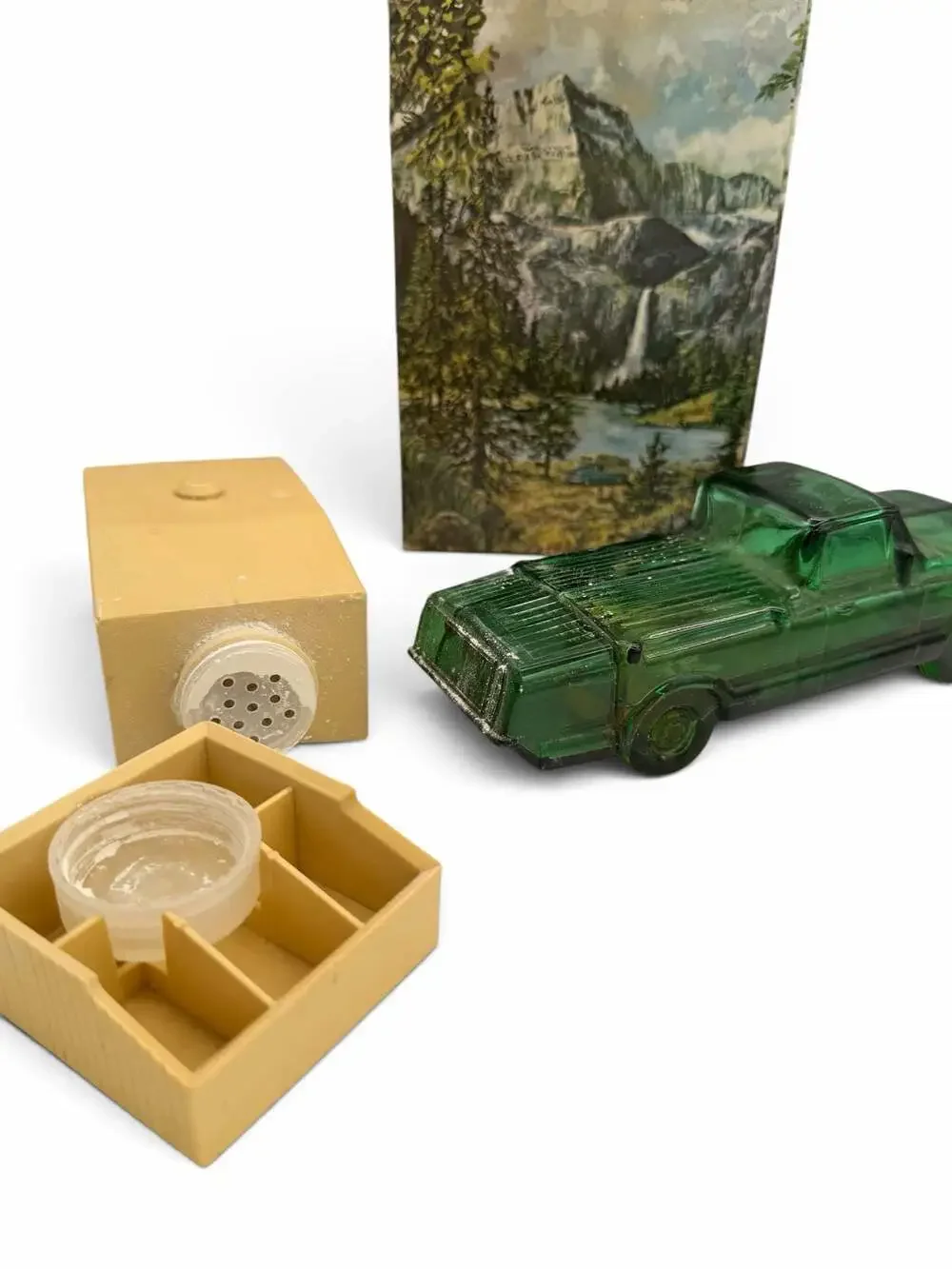 Vintage Avon The Camper Deep Woods After Shave And Talc Set In Original Box